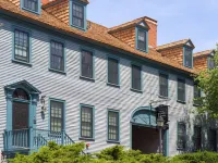 The Inn Downtown - Portsmouth, NH فنادق في Kittery