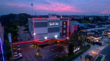 Grand Zuri Hotel Duri