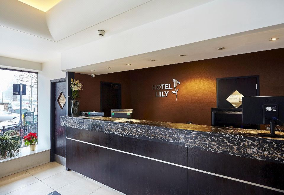 4. 호텔 릴리 런던..