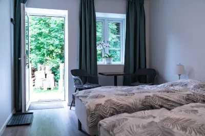 By the Bridge Bed & Breakfast Hôtels à : Fredericia