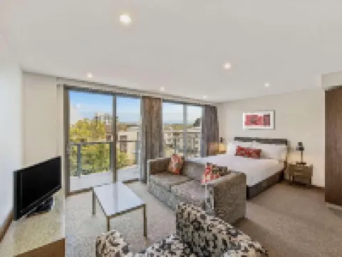 อาดินา เซอร์วิสอพาร์ทเมนท์ แคนเบอร์รา ดิ๊กสัน โรงแรมในแคนเบอร์รา