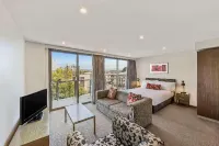 Adina Serviced Apartments Canberra Dickson Hotels in Уотсон
