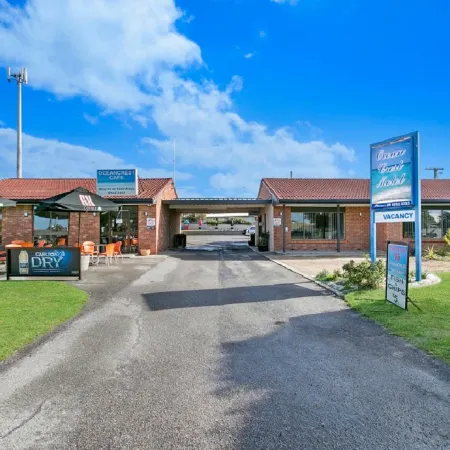 Ocean Crest Motel
