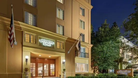 Hampton Inn New Orleans-St. Charles Ave./Garden District