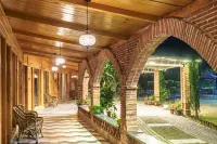 The Sylvan Retreat