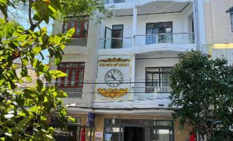 Nhu Y Hotel