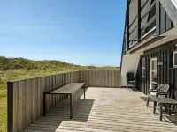 "Viona" - 350m from the Sea Hotels in Rodhus