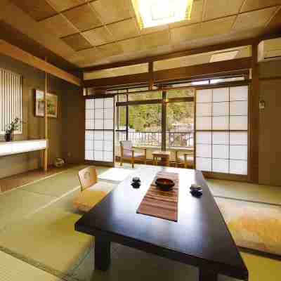 まろき湯の宿 湯元 榊原舘 Rooms