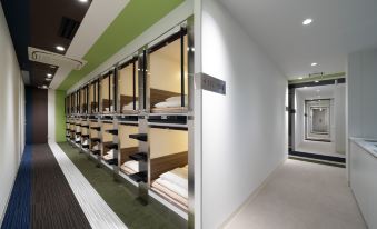 J・Garden Shin-Osaka Capsule Hotel