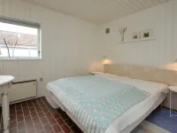"Frieda" - 7.2km from the Sea Hotels in Pandrup