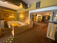Boars Head Hotel فنادق في كارمارثين