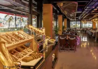 Crowne Plaza Istanbul Tuzla Viaport Marina Hotel di Cayirova