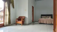 Villa Family Mustikasari Batu Hotels in Batu City