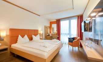 Quellenhotel Heiltherme Bad Waltersdorf - 2-Thermenresort