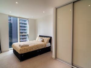 Luxury 2-Bed Croydon Apartment Near Gatwick