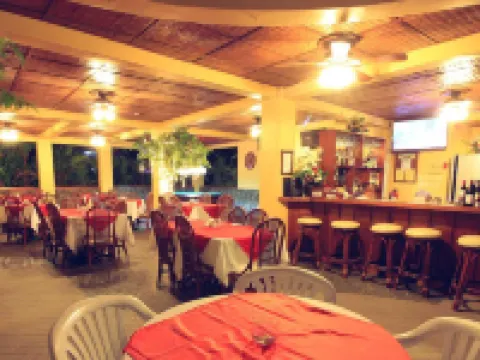 เมอร์เมด รีสอร์ท ปวยร์โตกาเลรา โรงแรมในเปอร์โตกาเลรา