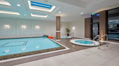 Indoor Swimming Pool Evita Photo