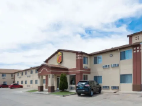 Super 8 by Wyndham Bernalillo Hotels in Bernalillo