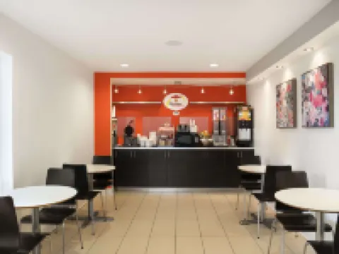 Super 8 by Wyndham Ormond Beach Hotels in Ormond Beach