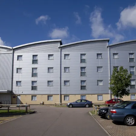 Premier Inn Watford Central