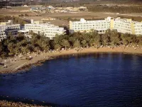 Constantinou Bros Pioneer Beach Hotel