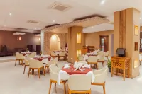 Tanga Beach Resort & Spa - breakfast