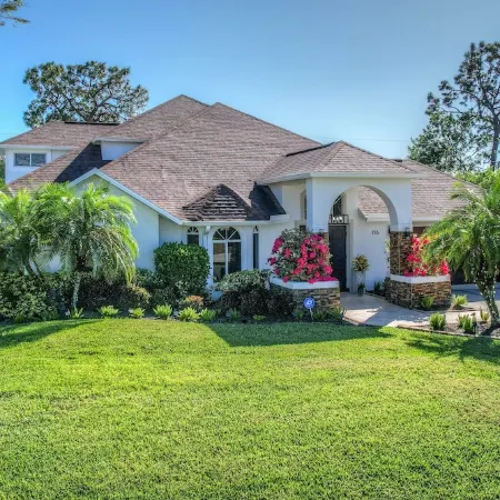 Modern Naples Oasis w/ Saltwater Pool & Jacuzzi!