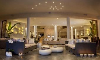 The Bannister Hotel & Yacht Club by Mint