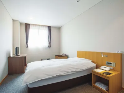 Hotel Belle Selva Annex Rental Hall IAAES. 주변 호텔