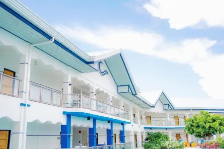 Santiago Cove Hotel and Restaurant