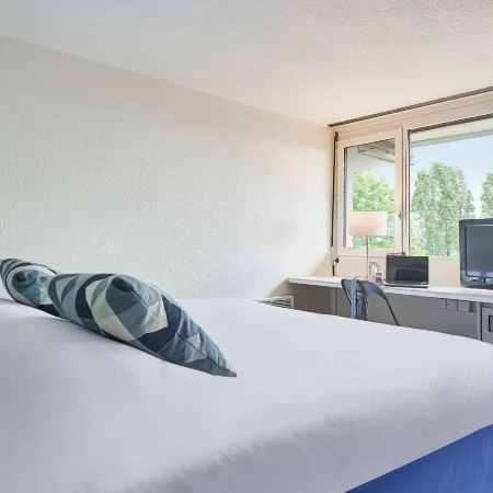 Kyriad Direct le Bourget - Gonesse