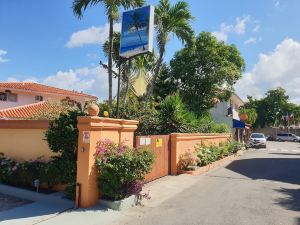 Playa Blanca Bed and Breakfast