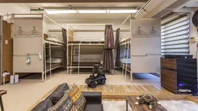 Omotenashi Hostel Miyajima Отели в г. 