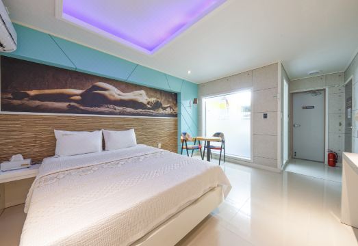 숙소 주변 및 외부 전경 1