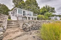 Charming Bristol Cottage w/ Private Beach! - 3-Star