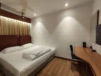 Staymaker Hotel Mohan Palace Hotels in Murshidabad