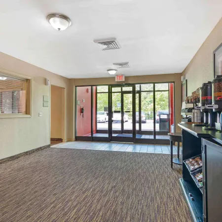 Extended Stay America Select Suites - Atlanta - Kennesaw Chastain Rd