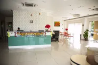 Palette Kota Kinabalu Near by Imago Shopping Mall Formerly  Zara's Boutique Hotel - Wifi