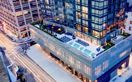 The Dominick Hotel Отели рядом с достопримечательностью «Fulton Center»