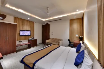 Sparsh Hotel and Resort Bareilly