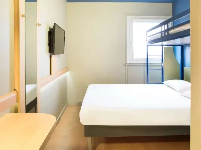Hôtel Ibis Budget Thonon Hôtels à : Bellevaux