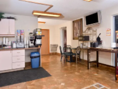 Super 8 by Wyndham Seguin Hotels in Seguin