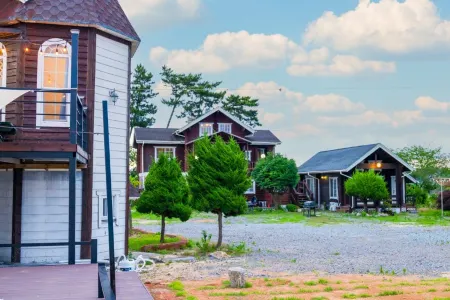 Taean Mud Camp Pension