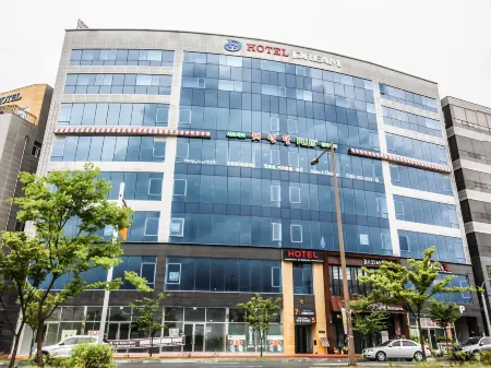 Naju Dream Hotel Отели в г. Наджу