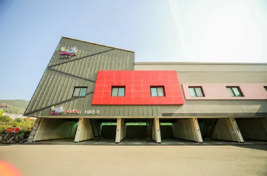 Chilgok Palgongsan Road (Beauti) Hotels near Palgongsan National Park