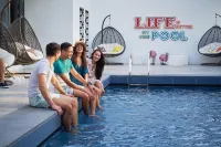 Hampton by Hilton Dubai Al Seef