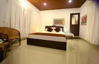 Munroe Island Lake Resort Hotels near Ponmana Vattakayal View Point and tourism jetty