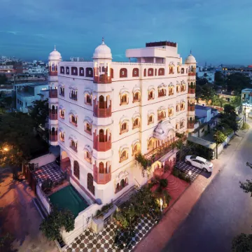 Pearl Palace Heritage Boutique Hotel Hotels near C Scheme