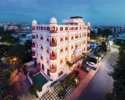 Pearl Palace Heritage Boutique Hotel Hotels near C Scheme