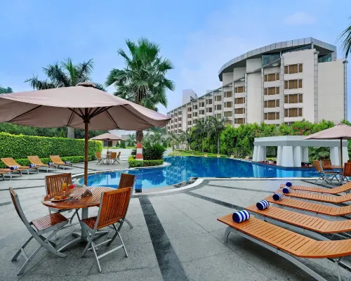 Ramada Plaza by Wyndham JHV Varanasi โรงแรมใกล้อาชูล ชาร์มา